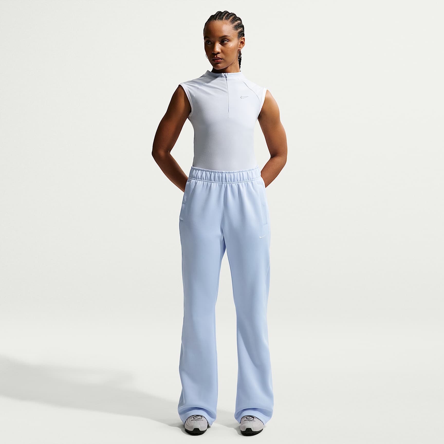 【NIKE】WINDRUNNER SLIM MID-RISE ニットパンツ Nike Sportswear Windrunner Women's Mid-Rise Slim Knit Trousers